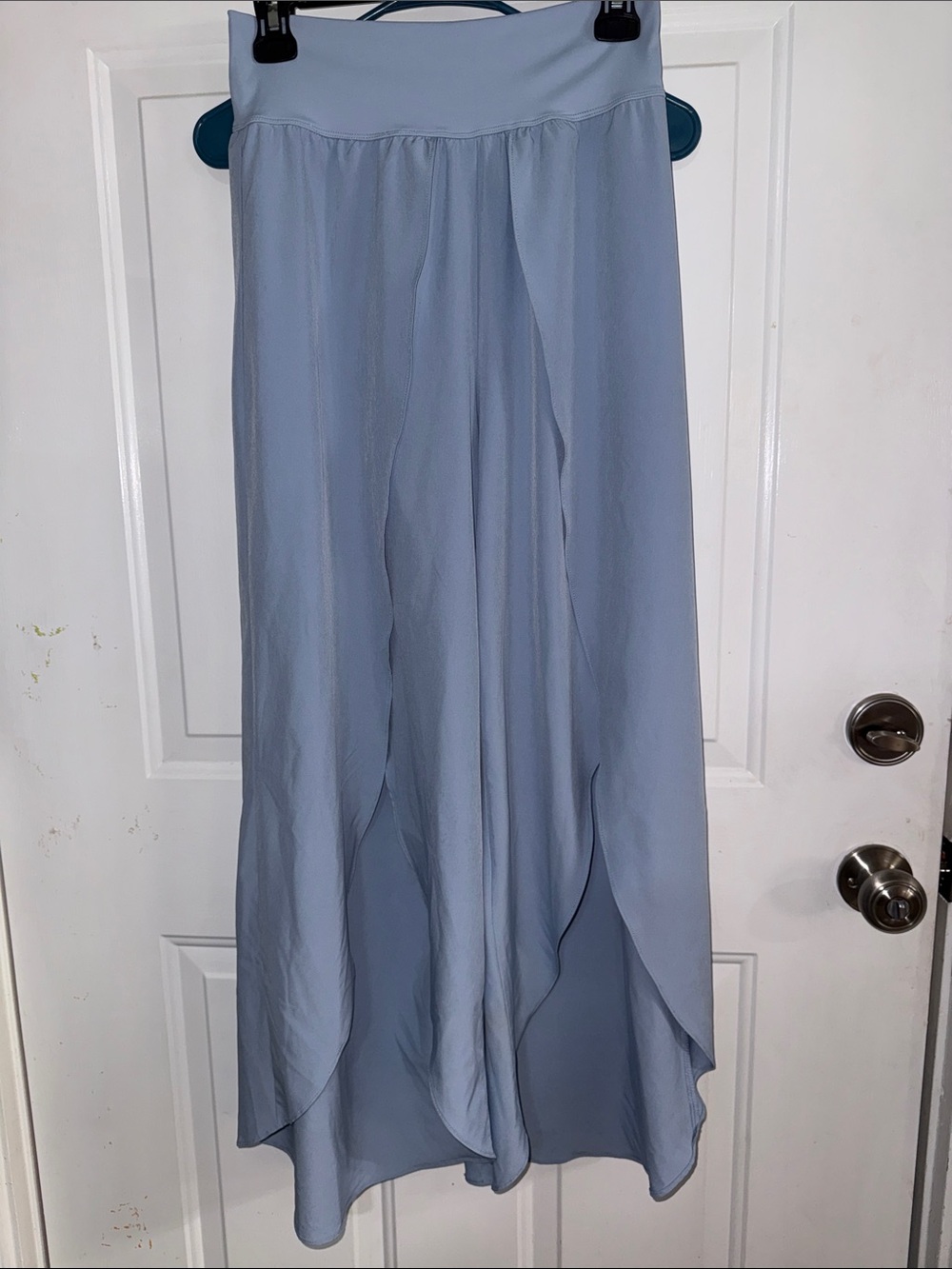 HALARA Dusty Blue High-Low Flow Pants